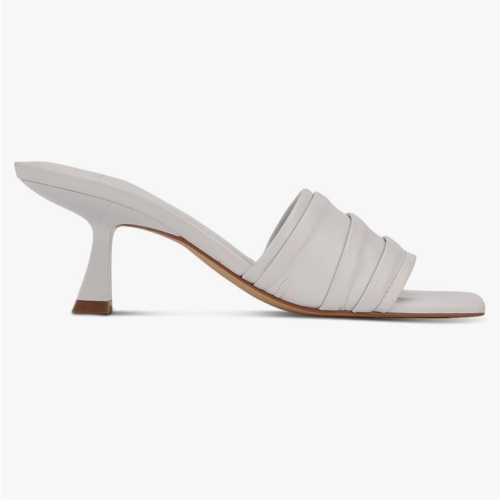 Marc Fisher Womens White Ruched Square Toe Kitten Heel